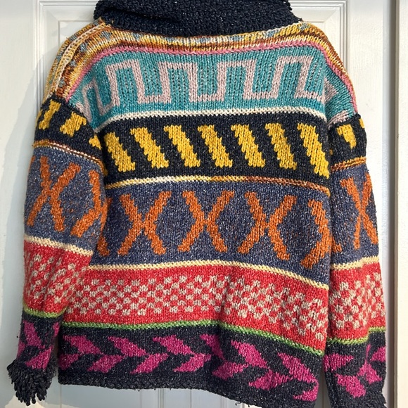 Hand knit Zip Up MultiColor Sweater - Picture 6 of 15